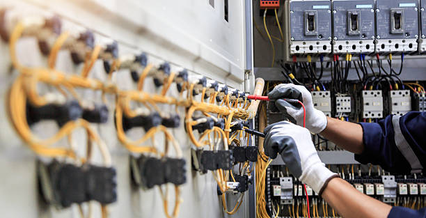 Professional Electrician technician working in Serenada, TX
